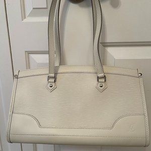 Louis Vuitton Madeleine Shoulder Bag PM White Leather